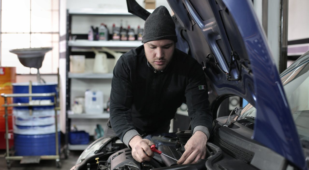 8 Tips For Car Battery Maintenance